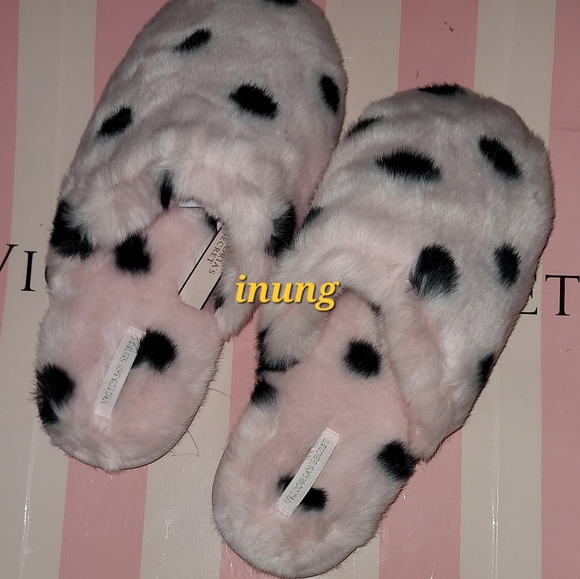 Victoria Secret Plush Slide size Medium NWT - Picture 4 of 7